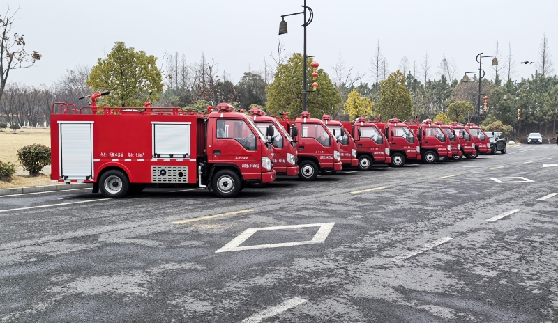 ����С��2��������ˮ܇(ch��)�l(f��)��ɽ�|���f